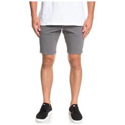 Quiksilver Męskie szorty Krandy 5 Pockets Short Quet Shade EQYWS03571-KZE0 (rozmiar 33). Krótkie spodenki sportowe męskie Quiksilver, m, bez wzorów. W wyprzedaży za 182.00 zł.