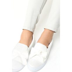 Białe Slip On Fixation. Białe trampki i tenisówki damskie Born2be, z materiału. Za 39.99 zł.
