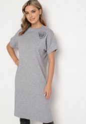 Szara Sukienka z Wiskozą Bawełną i Odpinanym Kwiatem 3D Zeiada. Szare sukienki damskie Born2be, l, bez wzorów, z bawełny, bez kołnierzyka, bez ramiączek, midi. Za 109.99 zł.