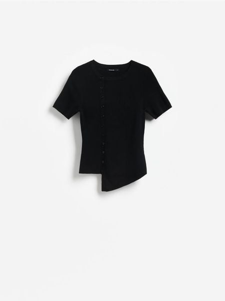 Sweter z dodatkiem wiskozy - czarny. Czarne swetry damskie Reserved, l, bez wzorów, z dzianiny, bez kołnierzyka, bez ramiączek, bez kaptura. Za 99.99 zł.