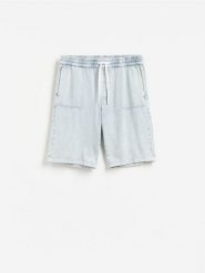 Szorty jogger loose - szary. Szare szorty męskie Reserved, bez wzorów, z denimu. Za 129.99 zł.