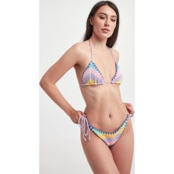 Góra od bikini Leah MC2 SAINT BARTH. Bikini damskie MC2 SAINT BARTH, s, bez wzorów. W wyprzedaży za 216.77 zł.