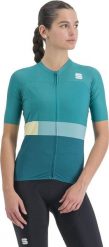 Koszulka rowerowa damska Sportful Snap. Zielone koszulki sportowe damskie SPORTFUL, l, bez wzorów, z elastanu, bez kołnierzyka, bez ramiączek, rowerowe. Za 229.99 zł.