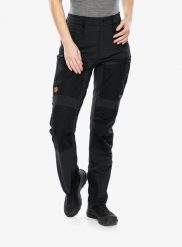 Spodnie trekkingowe damskie Fjallraven Keb Agile Winter Trousers. Czarne spodnie materiałowe damskie Fjällräven, na zimę, bez wzorów, z bawełny, narciarskie. Za 1,033.99 zł.