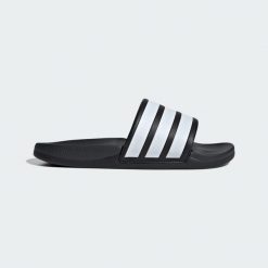 Klapki Adilette Comfort 2.0. Białe klapki damskie Adidas, bez wzorów, klasyczne, bez obcasa. Za 199.00 zł.