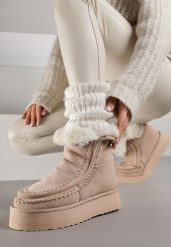 Beżowe Śniegowce Ozdobione Haftem Rawedena. Brązowe śniegowce dziewczęce Renee, z jeansu, bez zapięcia. Za 149.99 zł.