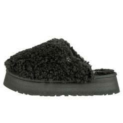 Czarne Kapcie Ugg Australian Maxi Curly Platform Damskie. Czarne kapcie damskie UGG, bez wzorów, z lyocellu. Za 604.99 zł.
