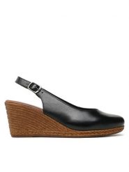 Lasocki Sandały WI23-2282-11 Czarny. Czarne sandały damskie Lasocki, bez wzorów, ze skóry, bez obcasa, na koturnie, bez zapięcia. Za 189.99 zł.