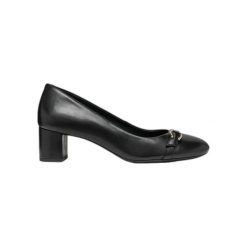 Damskie mokasyny Geox Jaylon. Czarne mokasyny damskie Converse, z gumy, biznesowe. Za 369.90 zł.