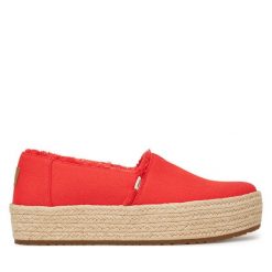 Espadryle Toms. Czerwone espadryle damskie Toms, bez wzorów, bez obcasa, bez zapięcia. Za 209.99 zł.