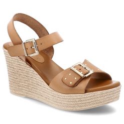 Sandały damskie Armodo, na wysokim koturnie eleganckie boho z klamrą i sprzączką, rude, 1906-108. Brązowe sandały damskie Armodo, bez wzorów, bez obcasa, na koturnie, bez zapięcia. Za 209.00 zł.