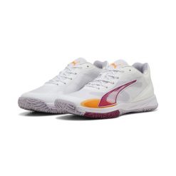 Damskie buty do piłki ręcznej Accelerate Turbo 4 PUMA. Białe obuwie sportowe damskie Puma, bez wzorów, do piłki ręcznej. Za 499.00 zł.