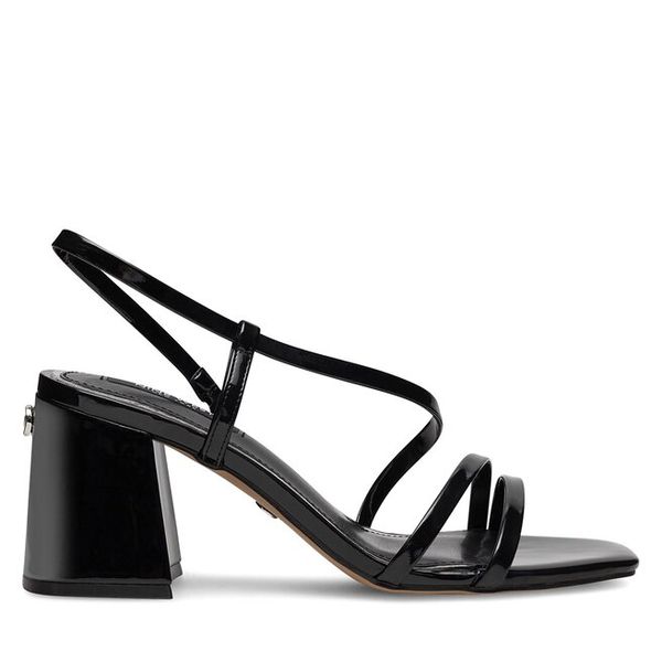 Sandały Nine West. Czarne klapki damskie Nine West, bez wzorów, bez obcasa, na słupku, bez zapięcia. Za 199.99 zł.