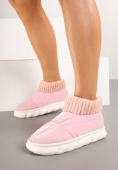 Różowe Kapcie Vices Pikowane na Piankowej Podeszwie Floraviel. Czerwone kapcie damskie Born2be, bez wzorów, z dzianiny. Za 29.99 zł.