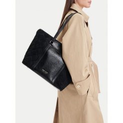Torebka Nine West. Czarne torebki do ręki damskie Nine West, bez wzorów, bez dodatków. Za 229.99 zł.