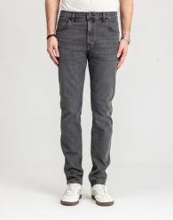 WRANGLER MĘSKIE SPODNIE JEANSOWE LARSTON BLACKOUT W18S29Z79 112330748. Spodnie materiałowe męskie Wrangler, l, bez wzorów, z jeansu. Za 219.99 zł.