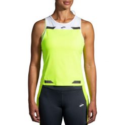 Koszulka do biegania damska Brooks Run Visible. Żółte koszulki sportowe damskie Brooks, bez wzorów, bez kołnierzyka. Za 226.55 zł.