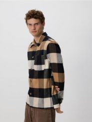 Koszula comfort fit w kratę - inny. Koszule męskie Reserved, l, bez wzorów, z bawełny, bez kołnierzyka, bez ramiączek. Za 149.99 zł.