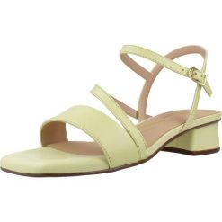 Sandały CLARKS 26186119C Żółty. Żółte trekkingi damskie Clarks, trekkingowe. Za 354.99 zł.