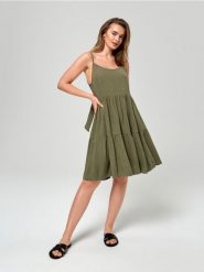 Sukienka mini z lnem - zielony. Zielone sukienki damskie Sinsay, l, bez wzorów, ze skóry, bez kołnierzyka, bez ramiączek, mini. Za 59.99 zł.