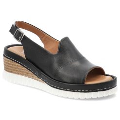 Sandały damskie Artiker, ze skóry naturalnej na koturnie na sprzączkę lekkie i wygodne, czarne, 56C0923. Czarne sandały damskie Artiker, bez wzorów, ze skóry, bez obcasa, na koturnie, bez zapięcia. Za 189.00 zł.