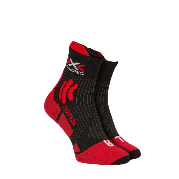 Skarpety rowerowe biegowe damskie X-Socks TRIATHLON 4.0. Czarne obuwie sportowe damskie X-Socks, bez wzorów. W wyprzedaży za 102.00 zł.