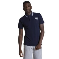 Męska koszulka polo z krótkim rękawem Summer Basic. Niebieskie koszulki polo męskie LEONE 1947 APPAREL, l, bez wzorów, z tkaniny, sportowe, bez ramiączek. Za 98.51 zł.