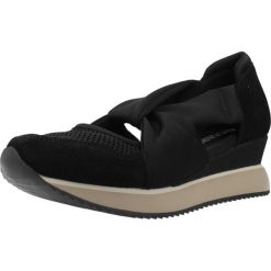 Sandały GIOSEPPO 78616G Czarny. Czarne obuwie sportowe damskie Gioseppo, bez wzorów, ze skóry, bez obcasa, bez zapięcia. Za 348.99 zł.