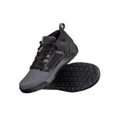 Buty rowerowe (platformy) LEATT Shoe Flat 3.0. Czarne buty sportowe męskie LEATT, bez zapięcia, rowerowe. W wyprzedaży za 629.10 zł.