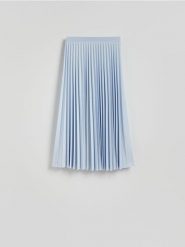 Plisowana spódnica midi - jasnoniebieski. Niebieskie spódnice damskie Reserved, l, bez wzorów, z dzianiny, midi, rozkloszowane. W wyprzedaży za 59.99 zł.
