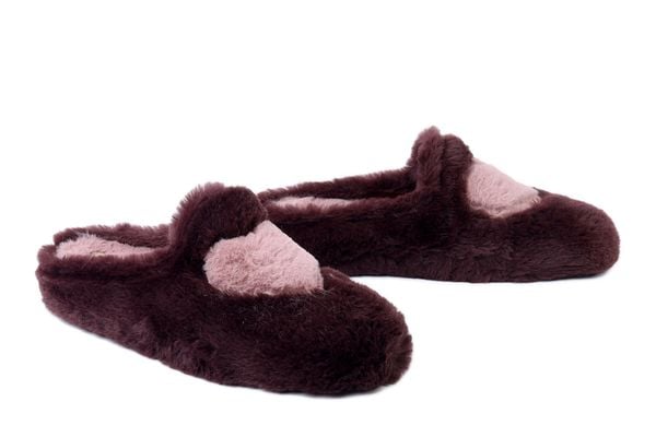 MANITU 320220-41 bordeaux, kapcie damskie. Czerwone kapcie damskie Manitu, bez wzorów. Za 165.92 zł.