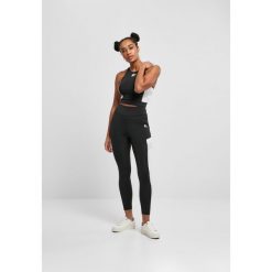 Damski crop top Urban Classics starter sports. Białe legginsy damskie Starter, bez wzorów. Za 183.50 zł.
