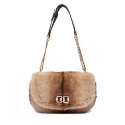 Torebka Guess. Brązowe torebki do ręki damskie Guess, z aplikacjami, klasyczne, bez dodatków. Za 639.99 zł.