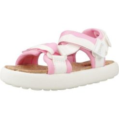 Sandały CAMPER K800579 Rose. Czerwone sandały damskie Camper, bez wzorów, z tkaniny, bez obcasa, bez zapięcia. Za 230.99 zł.