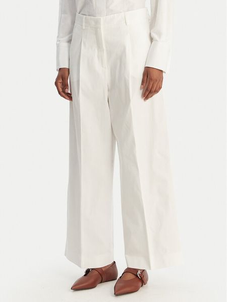 Weekend Max Mara Spodnie materiałowe Bellico 2615131072 Biały Regular Fit. Białe spodnie materiałowe damskie Weekend Max Mara, bez wzorów, z bawełny. Za 619.99 zł.