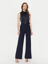 Marciano Guess Kombinezon 5RGK53 6869Z Granatowy Classic Fit. Niebieskie sukienki damskie Marciano Guess, z aplikacjami, z satyny, bez kołnierzyka, bez ramiączek. Za 689.99 zł.