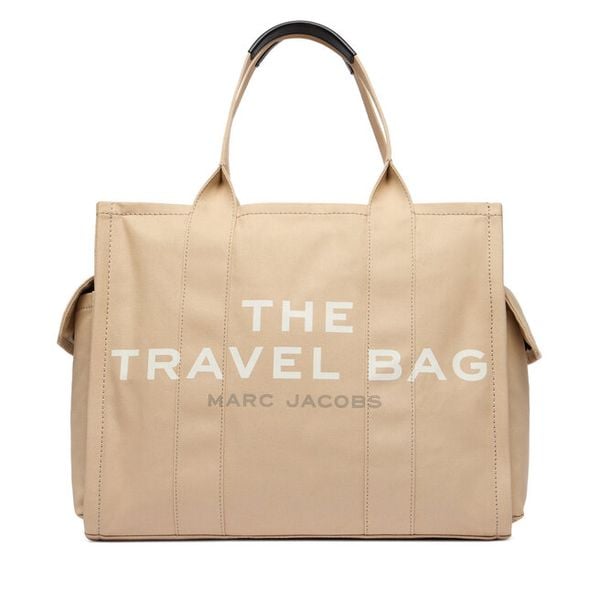 Torebka Marc Jacobs. Brązowe torebki do ręki damskie Marc Jacobs, bez wzorów, klasyczne, bez dodatków. Za 1,119.00 zł.