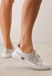Złote Tenisówki ze Skóry Naturalnej z Metalicznym Połyskiem Lamisa. Żółte obuwie sportowe damskie Born2be, bez wzorów, z dzianiny, biznesowe, bez zapięcia. Za 199.99 zł.