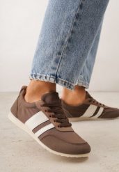 Brązowe Sneakersy w Stylu Klasycznych Tenisówek z Marszczeniem z Tyłu Aiglise. Brązowe obuwie sportowe damskie Renee, bez wzorów, z jeansu, tenisowe. Za 109.99 zł.