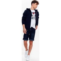 BLUZA MĘSKA ROZPINANA Z KAPTUREM. Bluzy męskie TOP SECRET. W wyprzedaży za 89.99 zł.