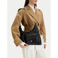 Torebka Badura. Czarne torebki do ręki damskie Badura, bez wzorów, klasyczne, bez dodatków. Za 279.99 zł.