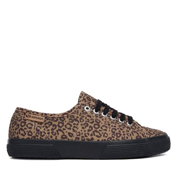 Tenisówki Superga. Brązowe trampki i tenisówki damskie Superga, bez wzorów, bez zapięcia. Za 147.99 zł.