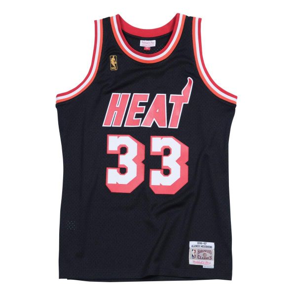 Koszulka NBA Miami Heat Alonzo Mourning. Czarne koszulki sportowe męskie Mitchell & Ness, bez wzorów, bez kołnierzyka, bez ramiączek, na fitness i siłownię. Za 517.00 zł.