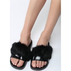 Czarne Klapki Ingenious. Kapcie damskie Born2be. Za 29.99 zł.