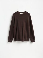 Bluza z włóknem bambusowym - ciemnobrązowy. Brązowe bluzy męskie Reserved, l, bez wzorów, z bawełny, bez kaptura. Za 159.99 zł.