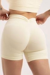 Spodenki fitness damskie Gym Glamour deep push up 2.0. Czerwone szorty sportowe damskie GYM GLAMOUR, s, bez wzorów, z materiału, glamour, na fitness i siłownię. Za 119.99 zł.