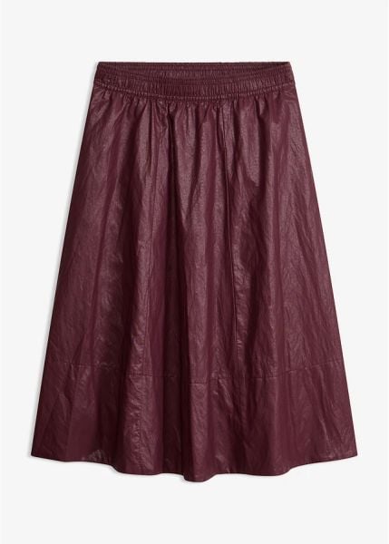 Spódnica na gumce z imitacji skóry. Czerwone spódnice damskie bonprix, bez wzorów, ze skóry, eleganckie. Za 149.99 zł.