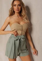 Zielone Szorty z Bawełny z Gumką w Talii i Paskami po Bokach Nellvina. Zielone szorty damskie Renee, l, bez wzorów, z bawełny, eleganckie. Za 44.99 zł.