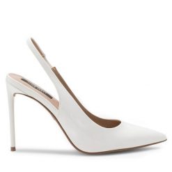 Sandały Nine West. Białe klapki damskie Nine West, bez wzorów, bez obcasa, na szpilce, bez zapięcia. Za 119.99 zł.