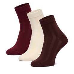 Skarpety krótkie Nine West. Czerwone skarpety damskie Nine West, bez wzorów. Za 29.99 zł.